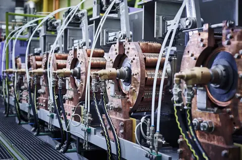 Close-up finishing line 13 Close-up finishing line 13