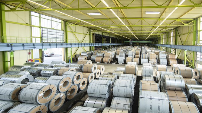 Warehouse with stacked coils at thyssenkrupp Steel's Finnentrop site.