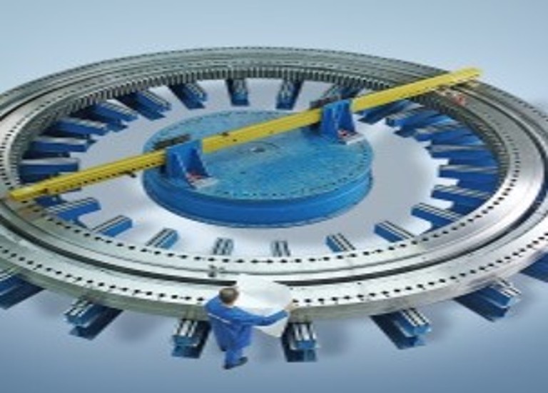 Große industrielle Lagerbaugruppe mit technischen Komponenten – aus dem Geschäftsbereich thyssenkrupp Bearings. Große industrielle Lagerbaugruppe mit technischen Komponenten – aus dem Geschäftsbereich thyssenkrupp Bearings.