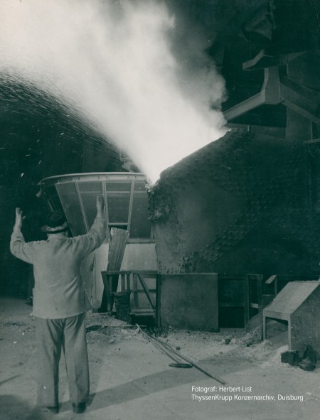 Fotoausstellung „Licht über Hamborn“: ThyssenKrupp Konzernarchiv zeigt bisher unbekannte historische Fotografien von Herbert List