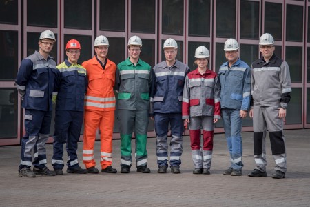 Sicher und schick von Kopf bis Fuß: Bei ThyssenKrupp Steel Europe gibt es neue Arbeitsschutzanzüge mit mehr Funktionalität und in modernem Design