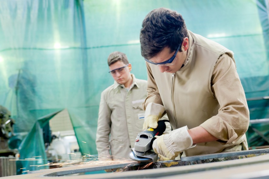 Auszubildende bei ThyssenKrupp Steel Europe Auszubildende bei ThyssenKrupp Steel Europe