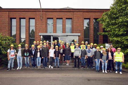 30 Schüler aus Andernach und Neuwied zu Gast bei thyssenkrupp 30 Schüler aus Andernach und Neuwied zu Gast bei thyssenkrupp