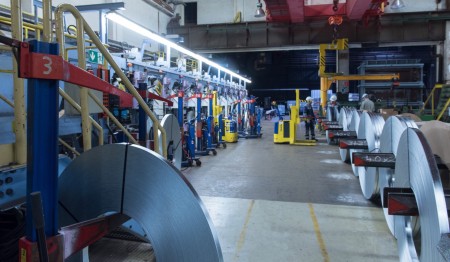 „Made in Finnentrop“: Einsatzgebiete für den thyssenkrupp-Stahl sind zum Beispiel Autos, Weiße Ware, Garagentore oder Sicherheitsgitter. 