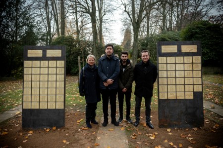 thyssenkrupp spendet Stelen zum Gedenken an die Opfer des Zweiten Weltkriegs: Übergabe in Bochum anlässlich des Volkstrauertags