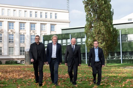Die Städträte Arnulf Rybicki und Ludger Wilde sowie Dr. Jens Reichel und Klaus Janhofer von thyssenkrupp Steel (von links nach rechts). Die Städträte Arnulf Rybicki und Ludger Wilde sowie Dr. Jens Reichel und Klaus Janhofer von thyssenkrupp Steel (von links nach rechts).