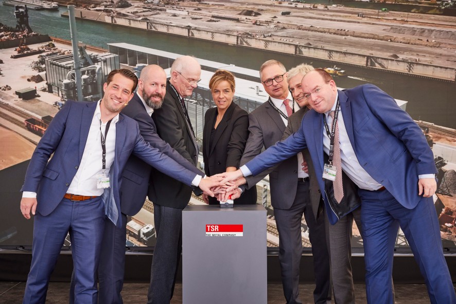 Symbolische Einweihung der neuen TSR40-Aufbereitungsanlage in Duisburg Symbolische Einweihung der neuen TSR40-Aufbereitungsanlage in Duisburg