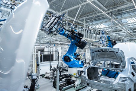 Mercedes Benz setzt ab 2026 CO2-reduzierten Stahl von thyssenkrupp Steel in seiner PKW-Neuwagenflotte ein. Mercedes Benz setzt ab 2026 CO2-reduzierten Stahl von thyssenkrupp Steel in seiner PKW-Neuwagenflotte ein.
