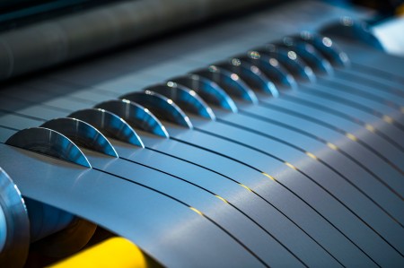 The new slitting line at thyssenkrupp Steel Italy is designed to cut very demanding, particularly thin electrical steel – starting from a thickness of 0.20 millimeters. The new slitting line at thyssenkrupp Steel Italy is designed to cut very demanding, particularly thin electrical steel – starting from a thickness of 0.20 millimeters.