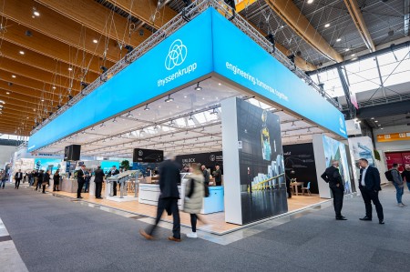 thyssenkrupp Steel wird auf der EuroBLECH und der IZB 2024 seine neuesten Produkte und Technologien präsentieren. Branchenexpert:innen und Fachbesucher:innen sind herzlich eingeladen, den thyssenkrupp Stand zu besuchen. thyssenkrupp Steel auf der EuroBLECH 2024 in Hannover vom 22. bis 25. Oktober, Halle 17, Stand E33