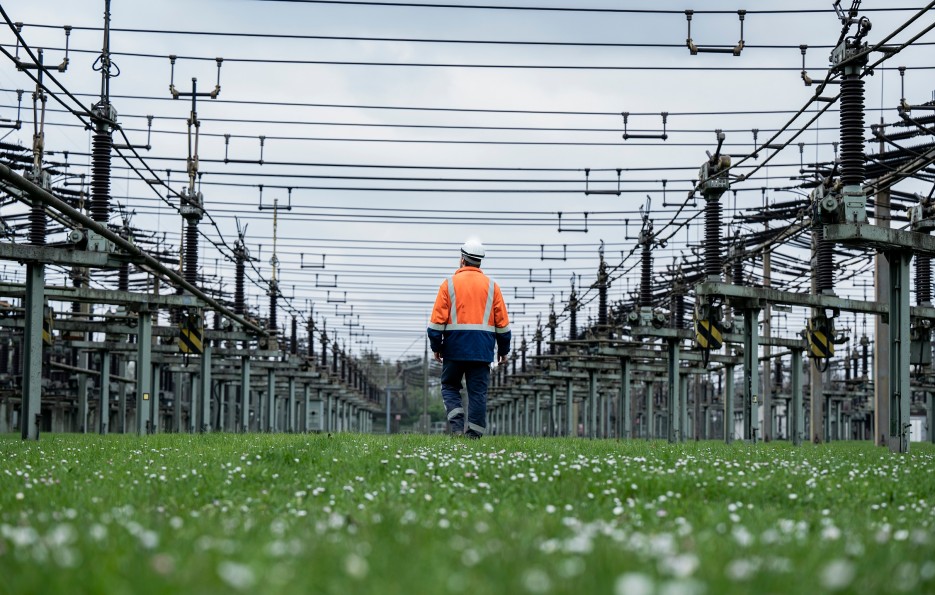 Die Dekarbonisierung der Stahlproduktion führt bei thyssenkrupp Steel zu einem wachsenden Bedarf an Grünstrom