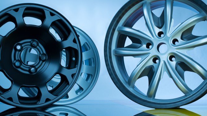 Applications of hot-rolled dual-phase steels in automobiles: profiles, body reinforcements, chassis parts, and wheels