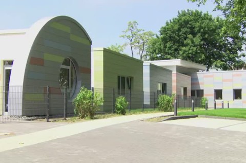 The facade of the 'Stahlsternchen' day-care center of thyssenkrupp Steel in Duisburg shines in reflections Pearl.  The facade of the 'Stahlsternchen' day-care center of thyssenkrupp Steel in Duisburg shines in reflections Pearl.