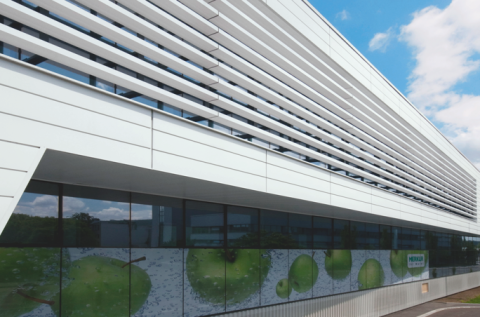 pladur® Deluxe von thyssenkrupp Steel wurde für das Auhof Center, Wien/Österreich, verwendet. 