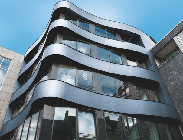 Glittering facades with pladur® Relief Icecrystal Glittering facades with pladur® Relief Icecrystal