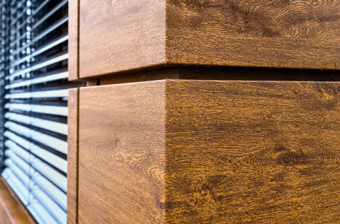 With pladur® Relief Wood, the headquarters building is just as eye-catching as the vehicles designed by the company.
