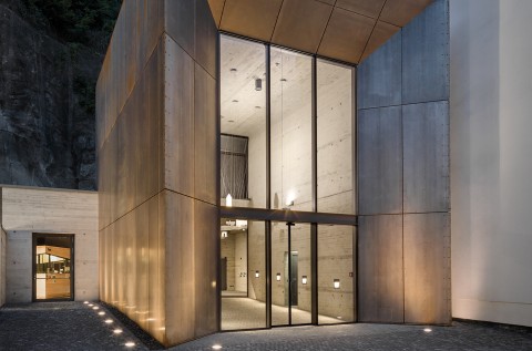 Experience Elevator Castle Altena – steel façades made of patinax. Source: AMS GmbH, www.ams-mbt.de Experience Elevator Castle Altena – steel façades made of patinax. Source: AMS GmbH, www.ams-mbt.de