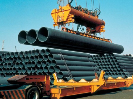Hot-rolled steels for durable and robust line pipes Hot-rolled steels for durable and robust line pipes
