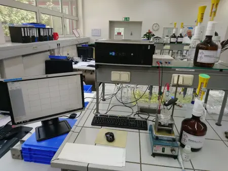 Wet chemical analysis Wet chemical analysis
