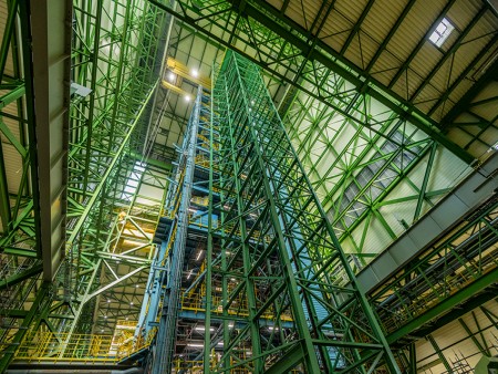 FBA 10 innen - Schlingenturm