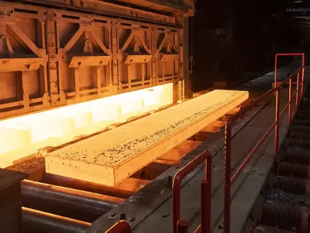 Hubbalkenofen 5 mit Bramme von Nahem