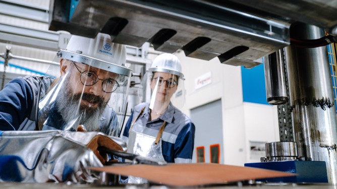 Warmumformung Warmumformung